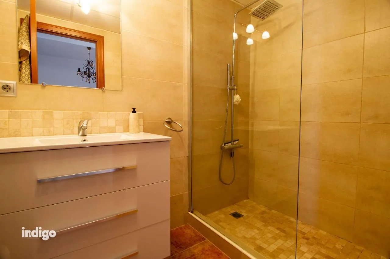 펜션 Ann001 Bright Two Bedroom Townhouse 아야몬테 스페인