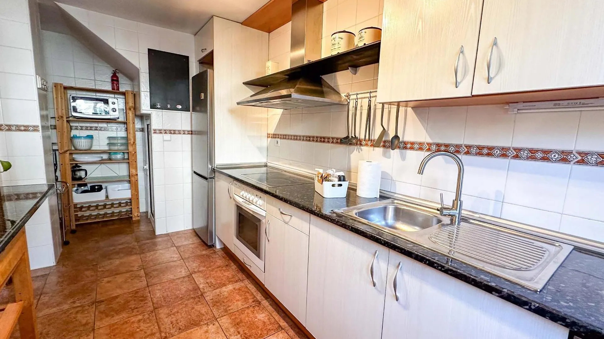 Ann001 Bright Two Bedroom Townhouse 아야몬테 스페인