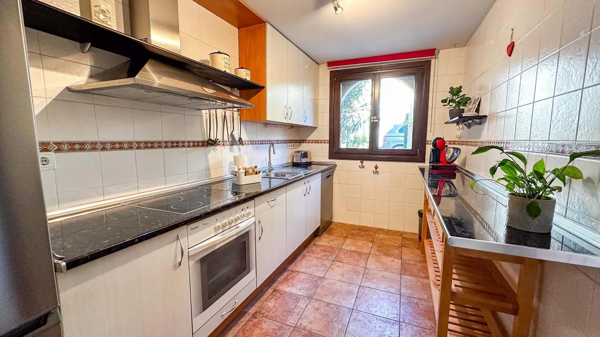 펜션 Ann001 Bright Two Bedroom Townhouse 아야몬테 스페인